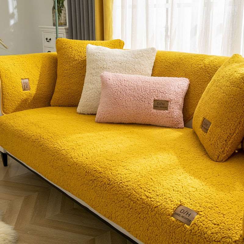 Ultrablødt sofaovertræk i lammecashmere – plys-effekt og skridsikkert 
